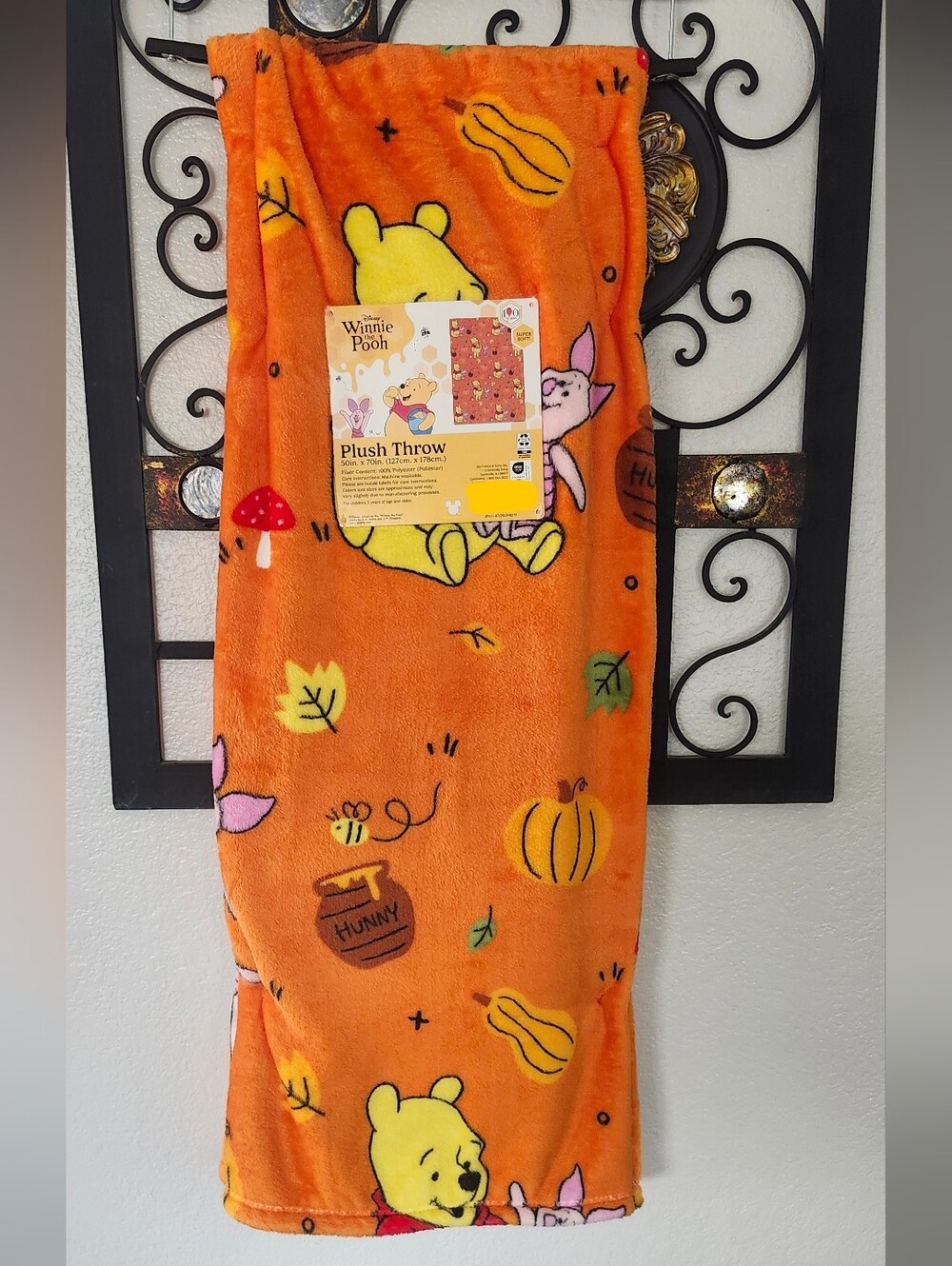 Disney Winnie The Pooh And Piglet Fall Theme Throw Blanket